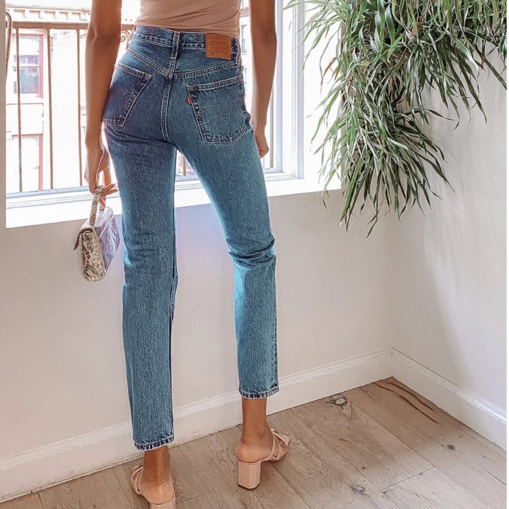 Levi's 501 Slim Fit High Rise Straight Leg Jeans - Size 30